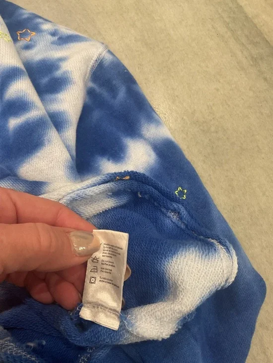 Chaser Blue & White Tie-Dye Cropped Hoodie - Picture 10 of 10